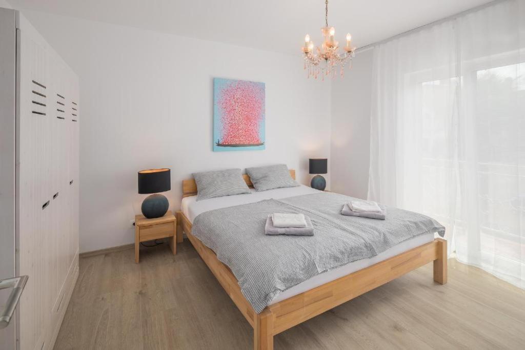 Villa More Mio Пореч Екстериор снимка